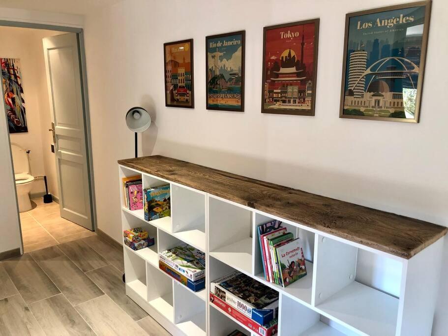 Maison Chaleureuse Au Coeur Du Village Raddon Esterno foto